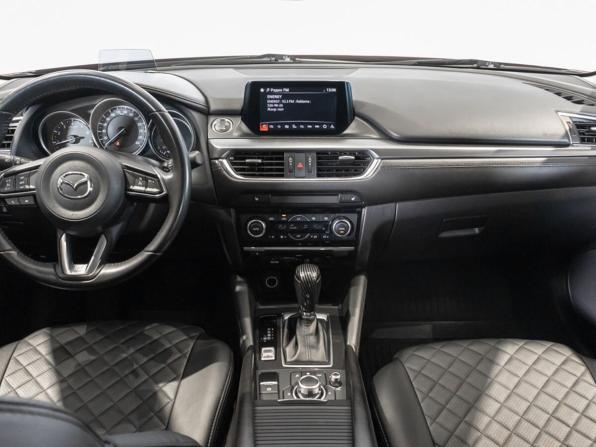 Mazda 6 III (GJ) Рестайлинг с пробегом 2017 года, цена 2 400 000 рублей, 34494 км, седан, Автокод Объявления