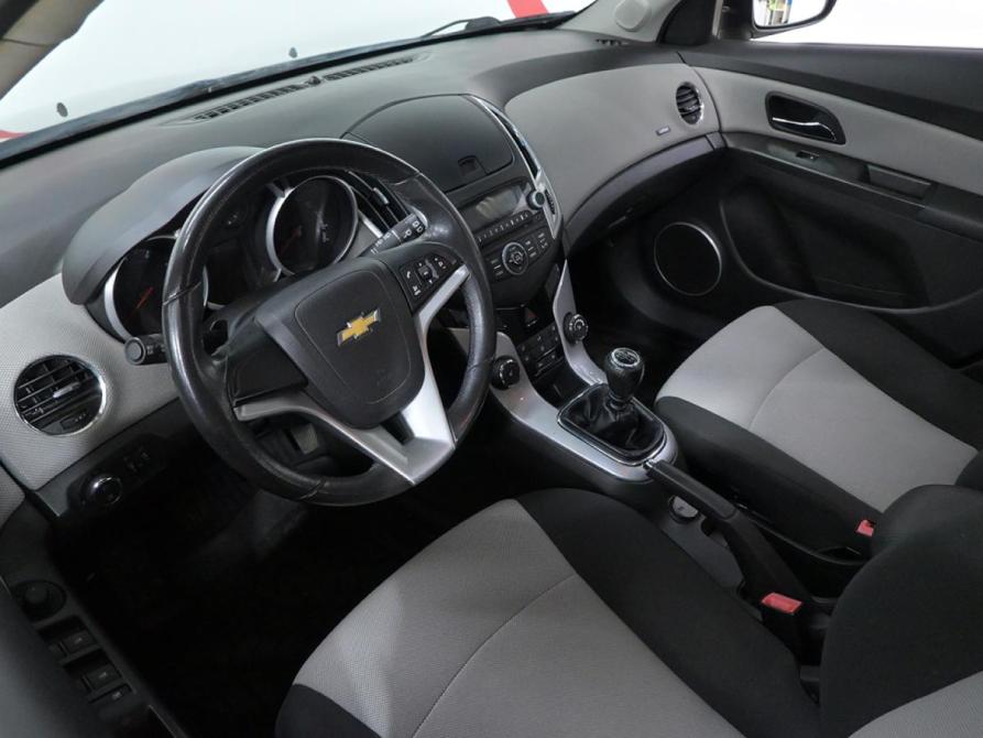 Chevrolet Cruze I Рестайлинг Москва  - изображение 7