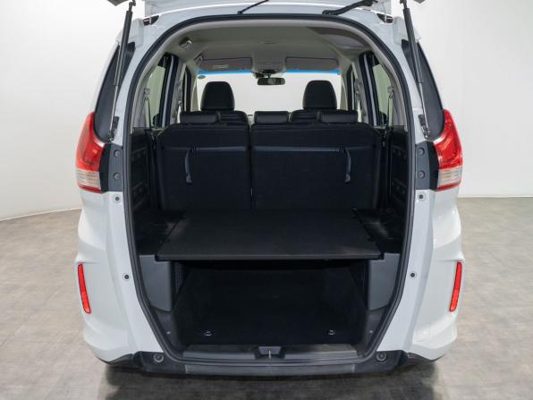 Honda Freed II с пробегом 2018 года, цена 1 530 000 рублей, 108700 км, компактвэн, Автокод Объявления