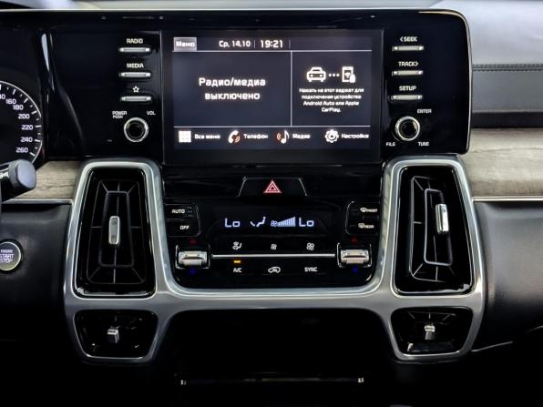 Kia Sorento IV с пробегом 2022 года, цена 3 795 000 рублей, 93137 км, внедорожник, Автокод Объявления