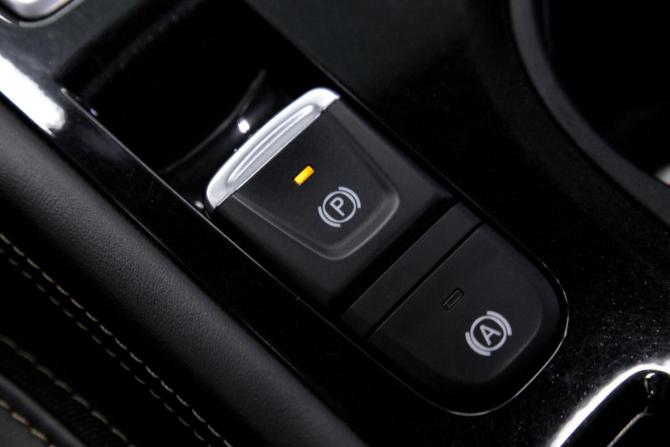 JAC J7 I с пробегом 2020 года, цена 1 350 000 рублей, 83500 км, хэтчбек, Автокод Объявления