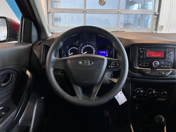 Lada (ВАЗ) XRAY I с пробегом 2017 года, цена 857 000 рублей, 151680 км, хэтчбек, Автокод Объявления