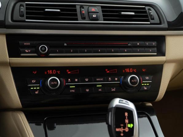 BMW 5 серии VI (F10/F11/F07) Рестайлинг с пробегом 2013 года, цена 1 946 444 рубля, 212397 км, седан, Автокод Объявления