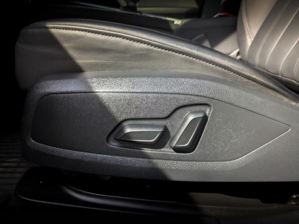Audi A4 V (B9) Рестайлинг с пробегом 2022 года, цена 3 650 000 рублей, 21987 км, седан, Автокод Объявления