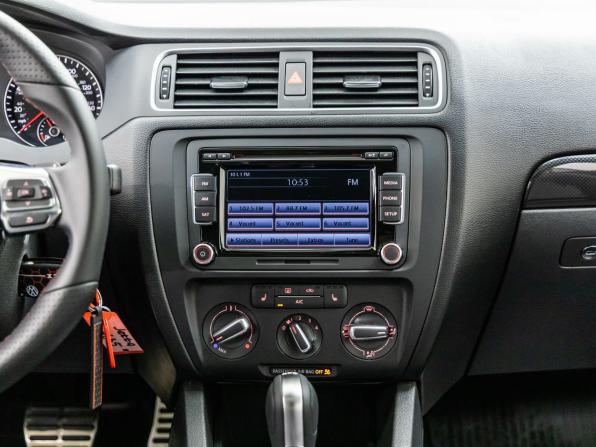 Volkswagen Jetta VI Рестайлинг с пробегом 2014 года, цена 1 488 000 рублей, 145490 км, седан, Автокод Объявления