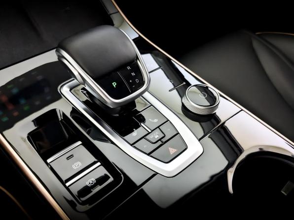 Omoda C5 I с пробегом 2023 года, цена 1 850 000 рублей, 50856 км, внедорожник, Автокод Объявления