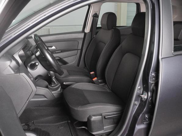 Dacia Duster II с пробегом 2018 года, цена 1 205 000 рублей, 160396 км, внедорожник, Автокод Объявления