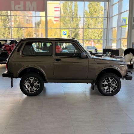 Lada (ВАЗ) Niva Legend I Рестайлинг с пробегом 2026 года, цена 1 309 000 рублей, 8 км, внедорожник, Автокод Объявления