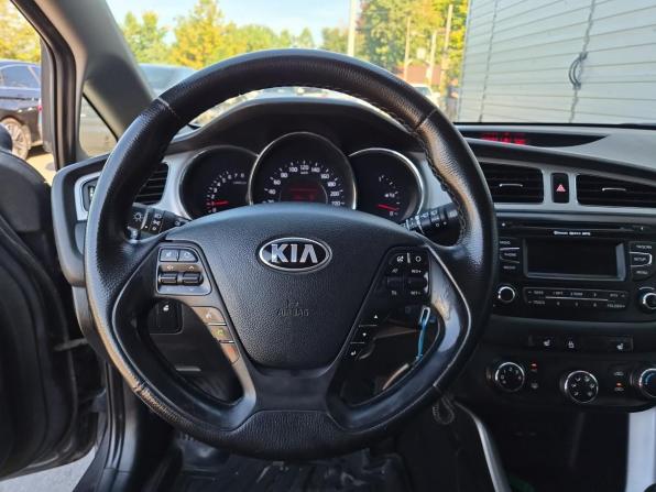 Kia Ceed II с пробегом 2013 года, цена 982 000 рублей, 196821 км, универсал, Автокод Объявления