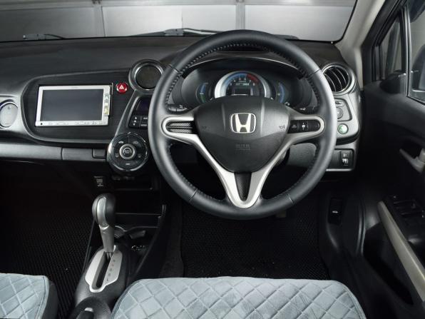 Honda Insight II с пробегом 2010 года, цена 679 995 рублей, 260700 км, хэтчбек, Автокод Объявления
