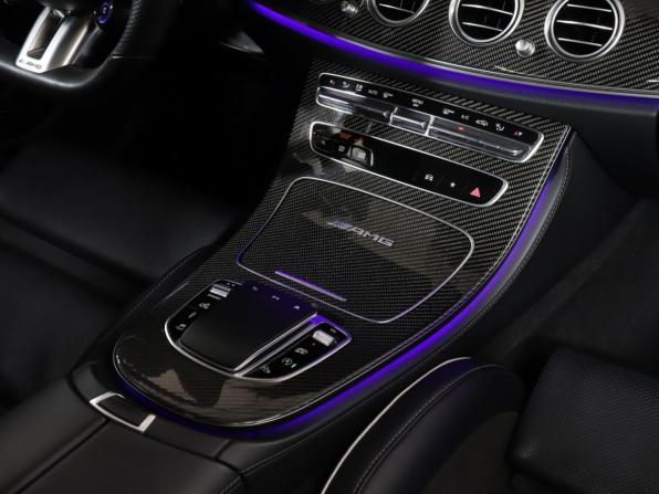 Mercedes-Benz E-Класс AMG V (W213) Рестайлинг с пробегом 2021 года, цена 8 999 000 рублей, 62970 км, седан, Автокод Объявления