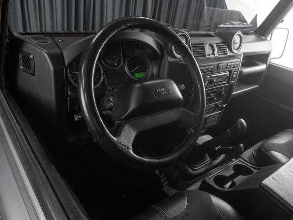 Land Rover Defender I Рестайлинг с пробегом 2013 года, цена 3 189 000 рублей, 107260 км, внедорожник, Автокод Объявления