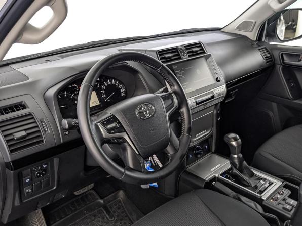 Toyota Land Cruiser Prado 150 Series Рестайлинг 3 с пробегом 2021 года, цена 4 999 000 рублей, 86000 км, внедорожник, Автокод Объявления