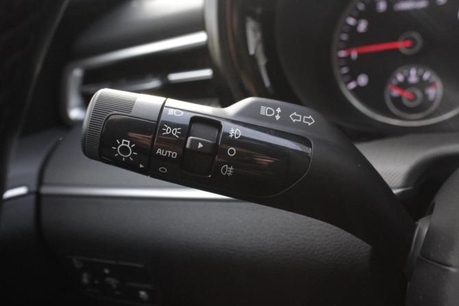 Kia K5 III с пробегом 2021 года, цена 2 645 000 рублей, 45225 км, седан, Автокод Объявления