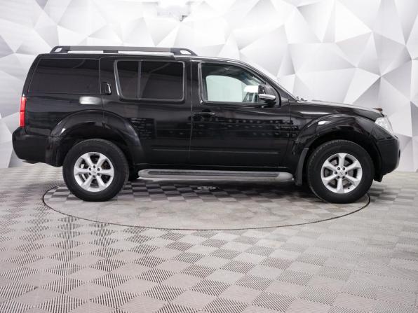 Nissan Pathfinder III Рестайлинг с пробегом 2013 года, цена 1 797 000 рублей, 177000 км, внедорожник, Автокод Объявления