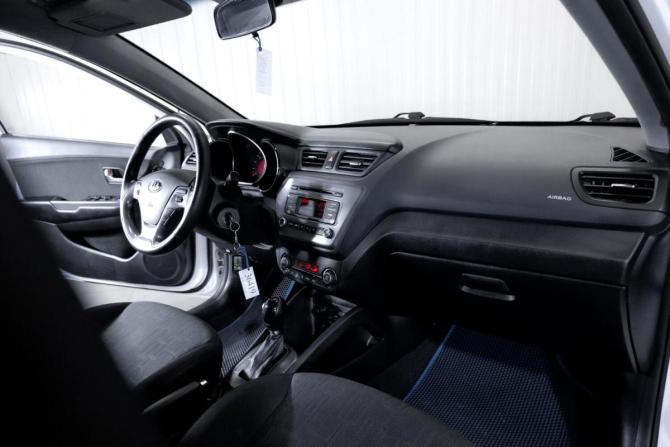 Kia Rio III Рестайлинг с пробегом 2015 года, цена 1 200 000 рублей, 111900 км, седан, Автокод Объявления
