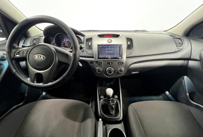 Kia Cerato II с пробегом 2010 года, цена 690 000 рублей, 248350 км, седан, Автокод Объявления