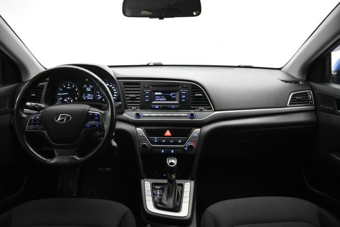 Hyundai Elantra VI (AD) с пробегом 2018 года, цена 1 270 000 рублей, 187403 км, седан, Автокод Объявления