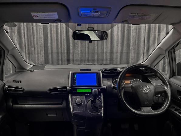 Toyota Wish II с пробегом 2010 года, цена 1 199 000 рублей, 191000 км, минивэн, Автокод Объявления