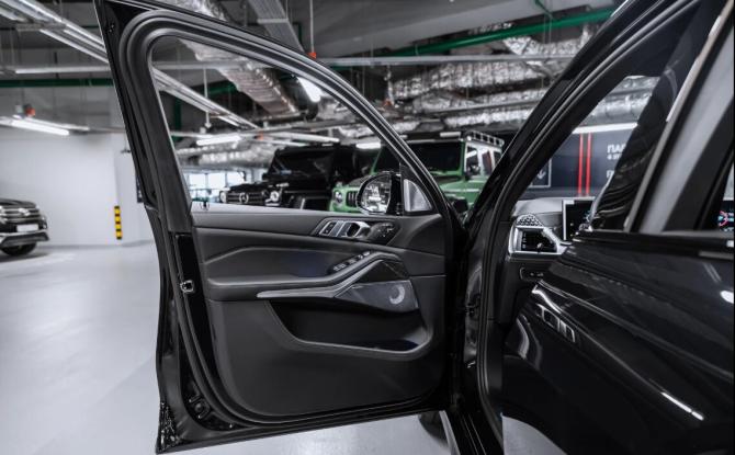 Новый BMW X7 I (G07) Рестайлинг 2025 года, цена 16 900 000 рублей, внедорожник, Автокод Объявления