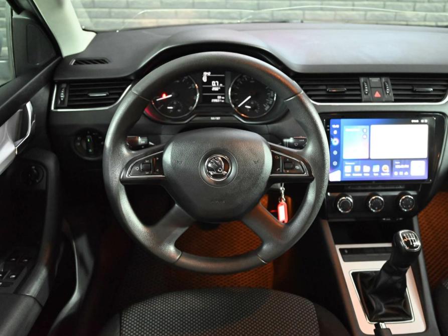 Skoda Octavia III (A7) Екатеринбург  - изображение 10