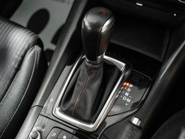 Mazda Axela III с пробегом 2014 года, цена 1 250 500 рублей, 102703 км, хэтчбек, Автокод Объявления