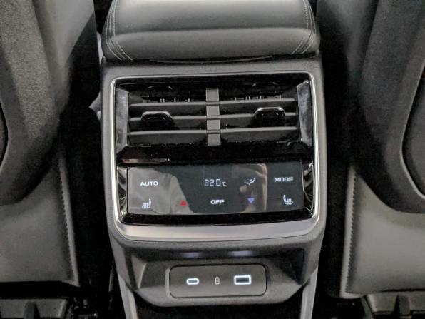 Geely Monjaro I с пробегом 2025 года, цена 4 100 000 рублей, 3637 км, внедорожник, Автокод Объявления