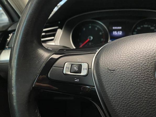 Volkswagen Passat B8 с пробегом 2016 года, цена 1 679 000 рублей, 149300 км, седан, Автокод Объявления
