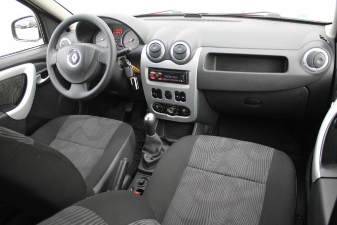 Renault Sandero I с пробегом 2012 года, цена 645 000 рублей, 99000 км, хэтчбек, Автокод Объявления
