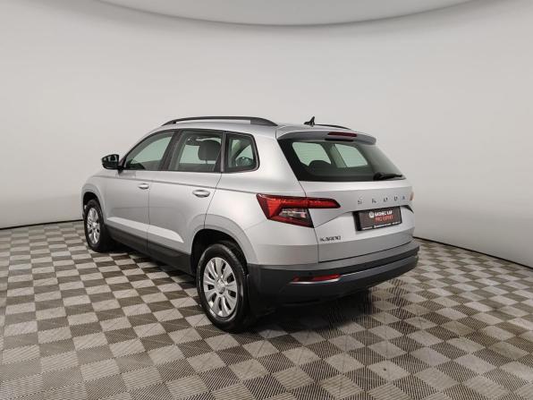 Skoda Karoq I с пробегом 2021 года, цена 2 199 000 рублей, 43334 км, внедорожник, Автокод Объявления