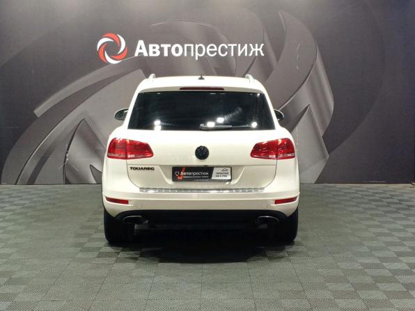 Volkswagen Touareg II с пробегом 2011 года, цена 1 550 000 рублей, 285787 км, внедорожник, Автокод Объявления