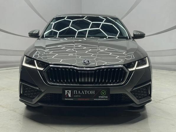 Skoda Octavia IV (A8) с пробегом 2025 года, цена 2 990 000 рублей, 26000 км, лифтбек, Автокод Объявления