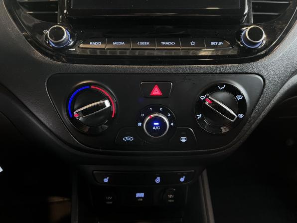 Hyundai Solaris II Рестайлинг с пробегом 2021 года, цена 1 425 000 рублей, 136063 км, седан, Автокод Объявления