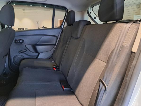 Renault Sandero II Рестайлинг с пробегом 2019 года, цена 1 230 000 рублей, 86075 км, хэтчбек, Автокод Объявления