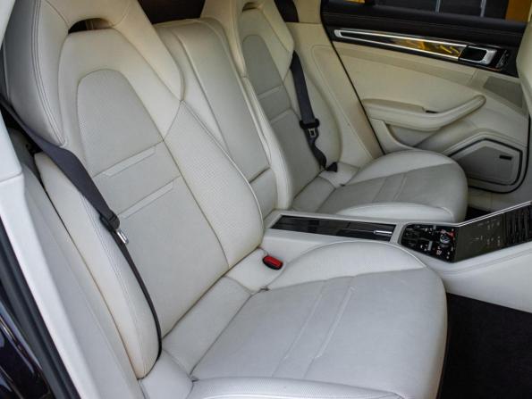 Porsche Panamera II с пробегом 2018 года, цена 6 590 000 рублей, 123777 км, лифтбек, Автокод Объявления