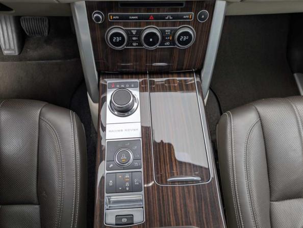 Land Rover Range Rover IV с пробегом 2015 года, цена 4 075 000 рублей, 231909 км, внедорожник, Автокод Объявления
