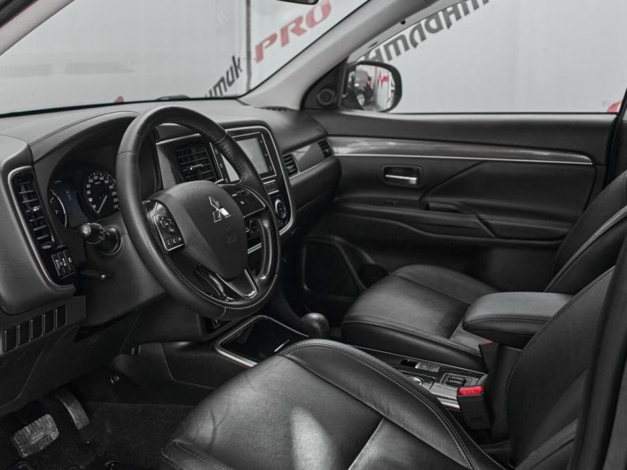 Mitsubishi Outlander III Рестайлинг 3 Екатеринбург  - изображение 10