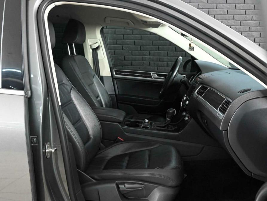 Volkswagen Touareg II Рестайлинг Екатеринбург  - изображение 13