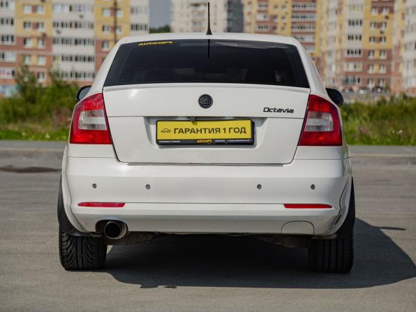 Skoda Octavia II (A5) Рестайлинг с пробегом 2013 года, цена 530 000 рублей, 531000 км, лифтбек, Автокод Объявления