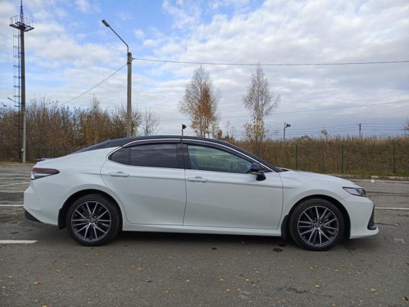 Toyota Camry VIII (XV70) Рестайлинг с пробегом 2021 года, цена 3 300 000 рублей, 61156 км, седан, Автокод Объявления