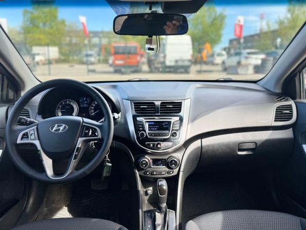 Hyundai Solaris I с пробегом 2014 года, цена 1 049 000 рублей, 106430 км, хэтчбек, Автокод Объявления