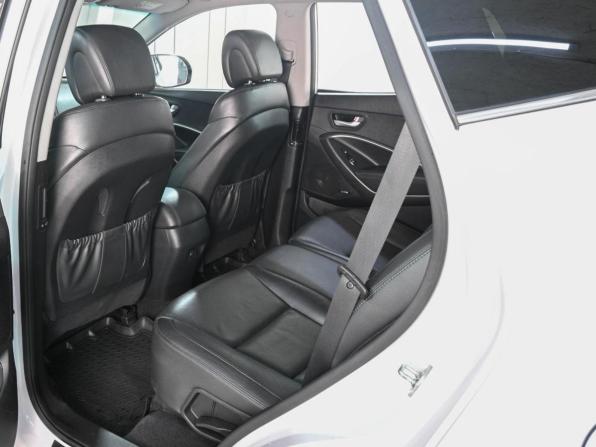 Hyundai Santa Fe III Рестайлинг с пробегом 2015 года, цена 2 499 000 рублей, 195467 км, внедорожник, Автокод Объявления