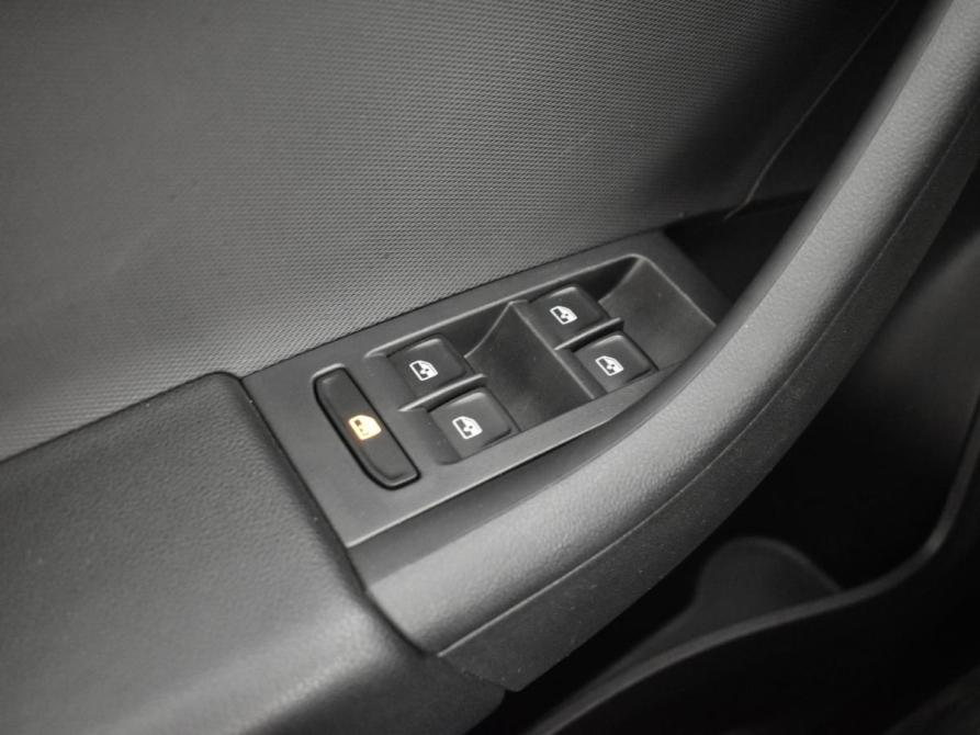 Volkswagen Polo VI Казань  - изображение 16