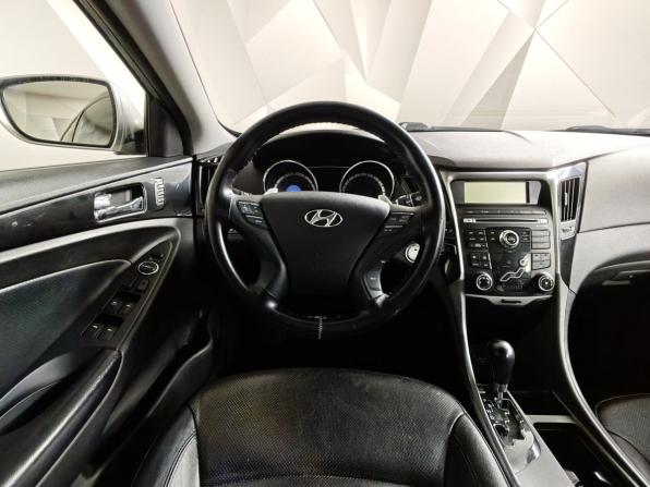 Hyundai Sonata VI (YF) с пробегом 2011 года, цена 925 000 рублей, 191115 км, седан, Автокод Объявления