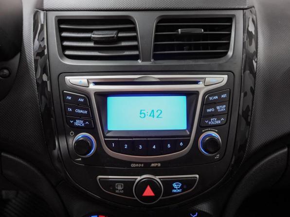 Hyundai Solaris I с пробегом 2013 года, цена 635 000 рублей, 189000 км, седан, Автокод Объявления