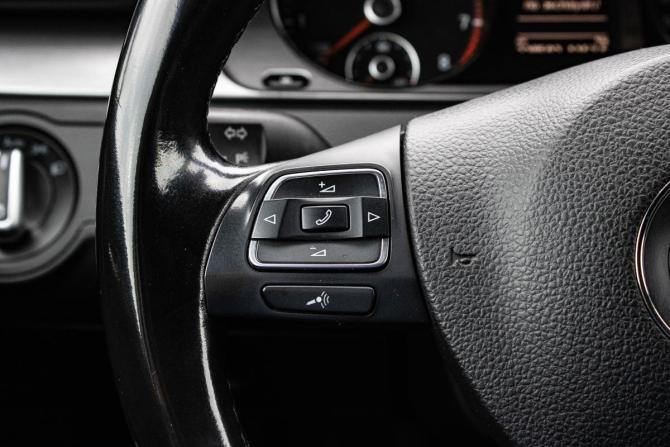 Volkswagen Passat B7 с пробегом 2011 года, цена 1 049 000 рублей, 228502 км, седан, Автокод Объявления