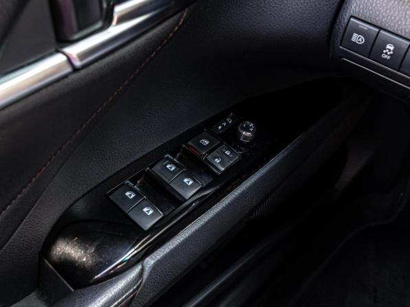 Toyota Camry VIII (XV70) с пробегом 2019 года, цена 2 549 000 рублей, 139114 км, седан, Автокод Объявления