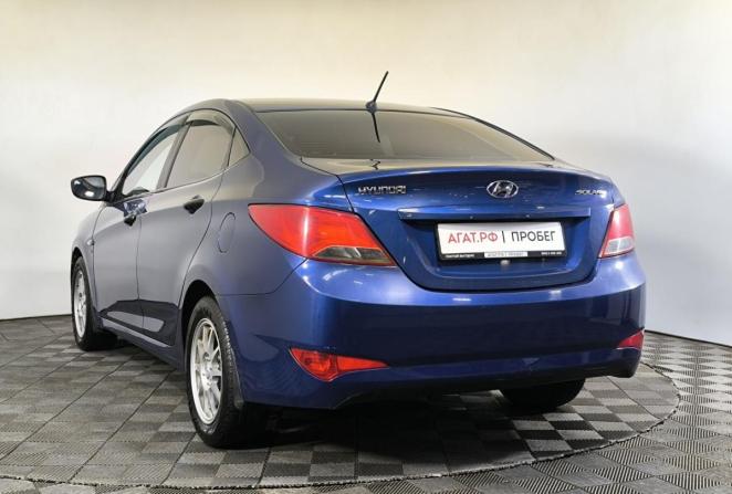 Hyundai Solaris I Рестайлинг с пробегом 2015 года, цена 700 000 рублей, 119330 км, седан, Автокод Объявления