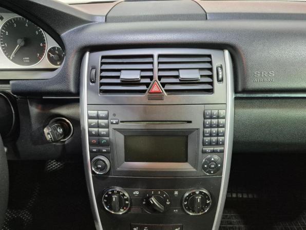 Mercedes-Benz B-Класс I (W245) Рестайлинг с пробегом 2010 года, цена 685 000 рублей, 244381 км, хэтчбек, Автокод Объявления