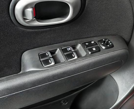 Kia Soul II Рестайлинг с пробегом 2018 года, цена 1 484 000 рублей, 119026 км, хэтчбек, Автокод Объявления